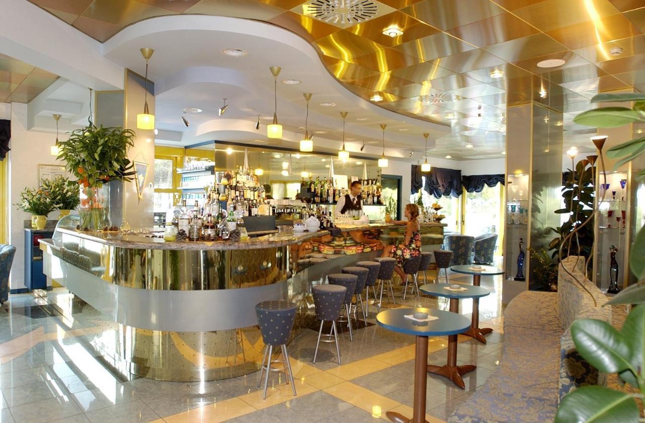 ביביונה Hotel Luna מראה חיצוני תמונה